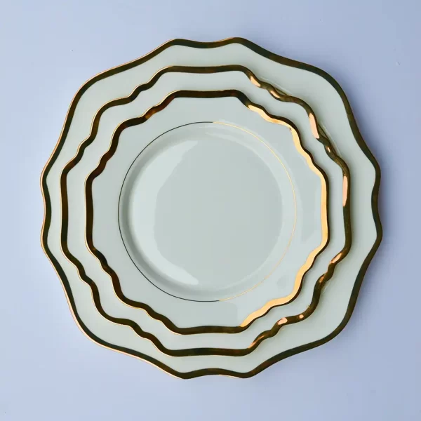 Plate Set - Pearl Scallop Glass